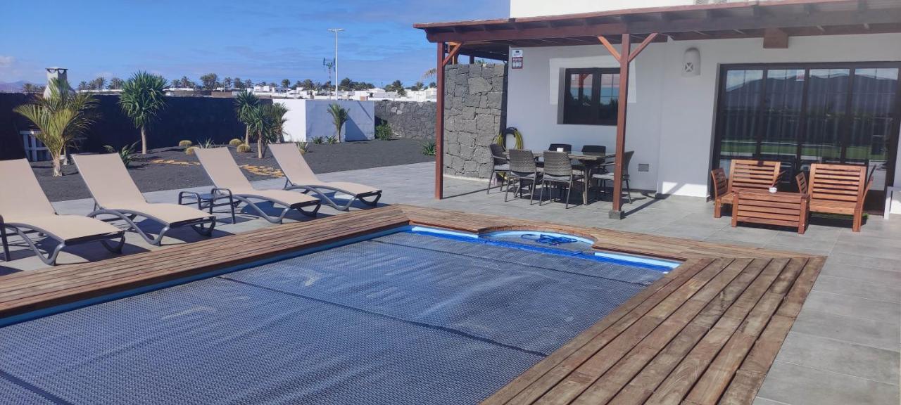 Villa Geneva - Relax Y Diversion Playa Blanca  Exterior foto